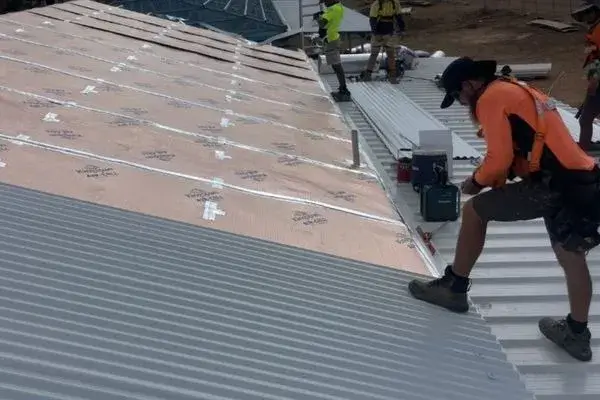 commercial roofing contractors Darwin replacing a roof commercial roofing contractors Darwin replacing a roof
