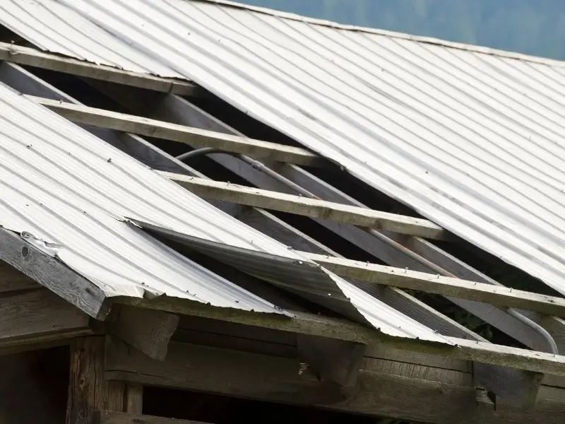 storm damaged roof repair Darwin